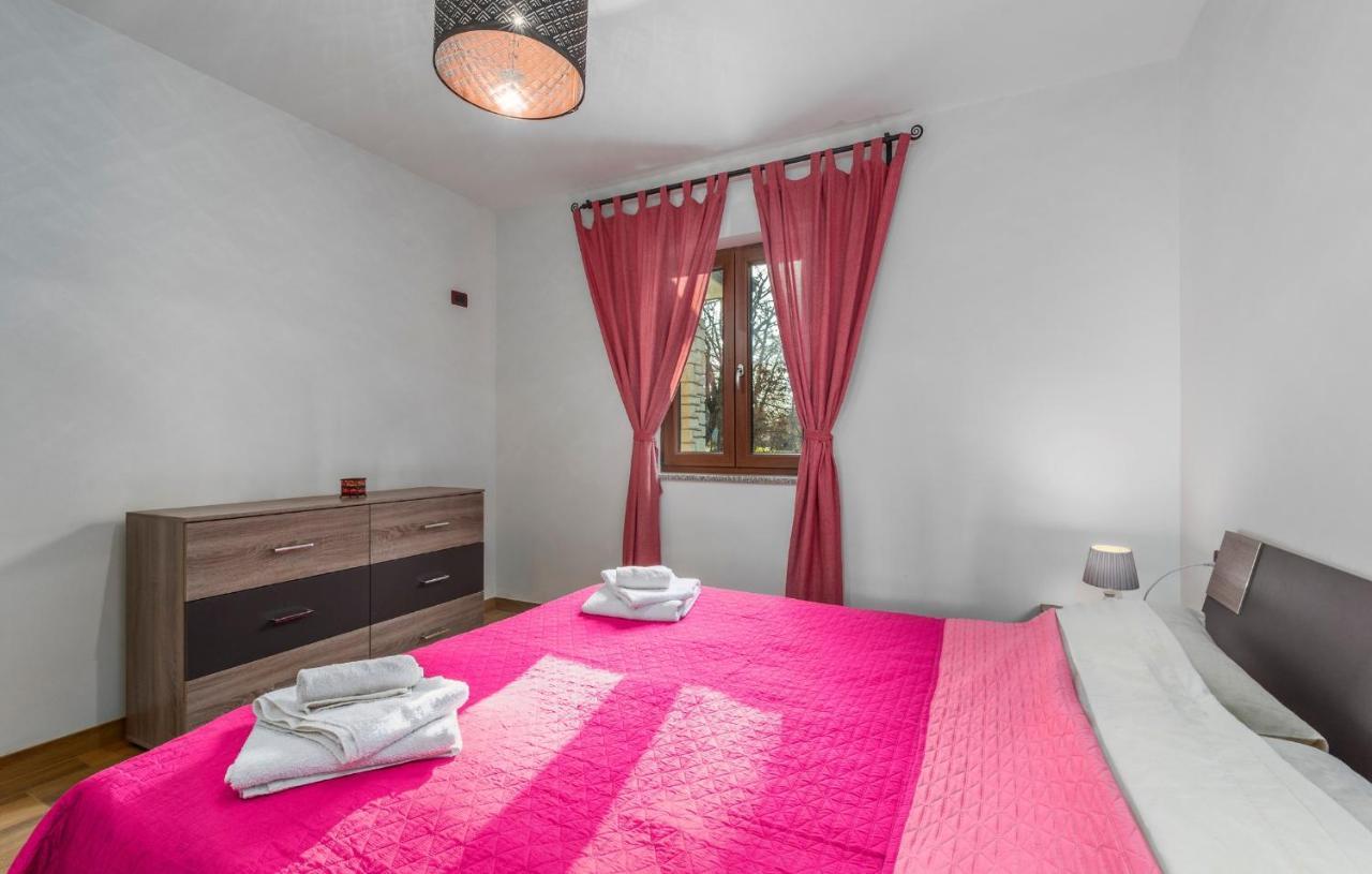 Villa Mirabella Umag Bagian luar foto