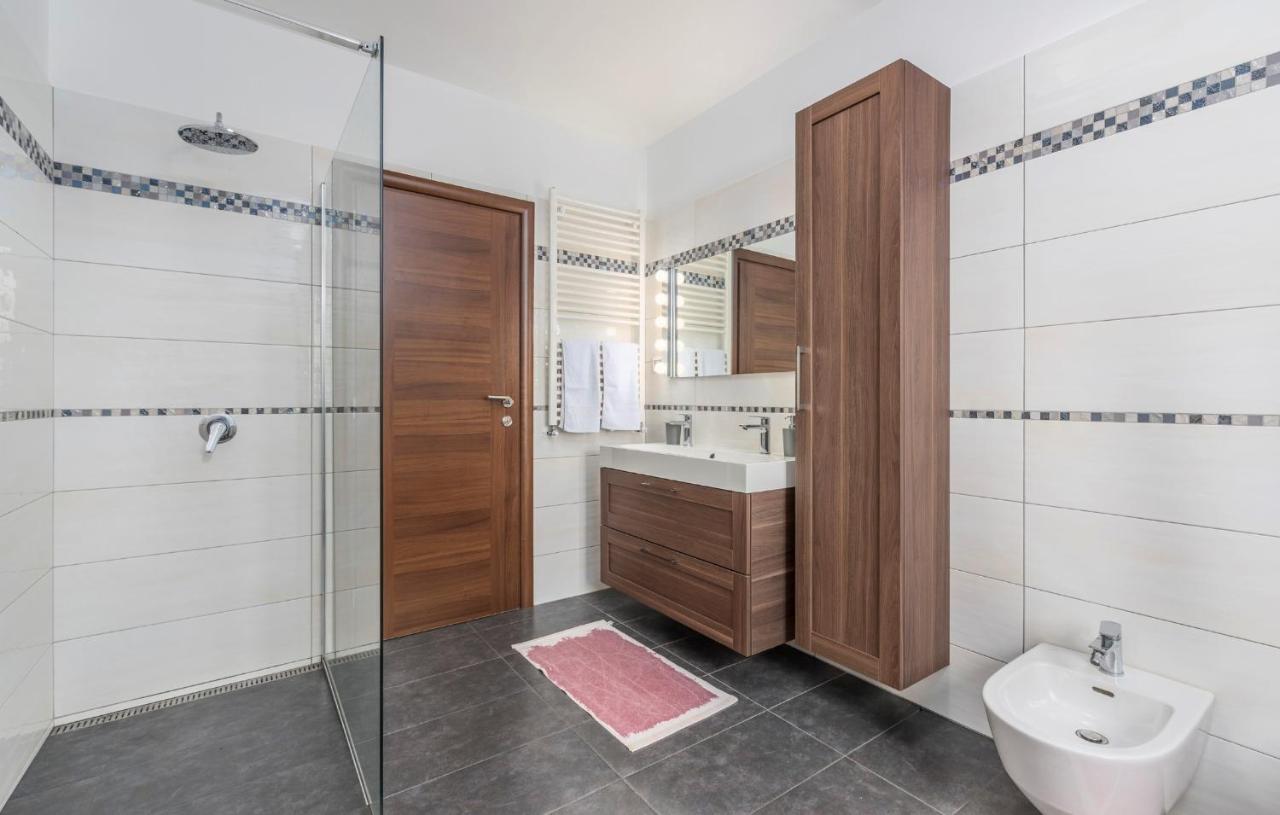 Villa Mirabella Umag Bagian luar foto