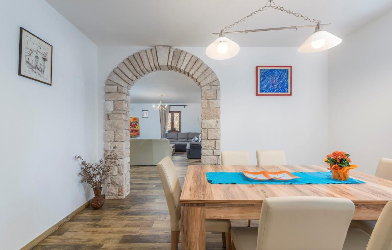 Villa Mirabella Umag Bagian luar foto