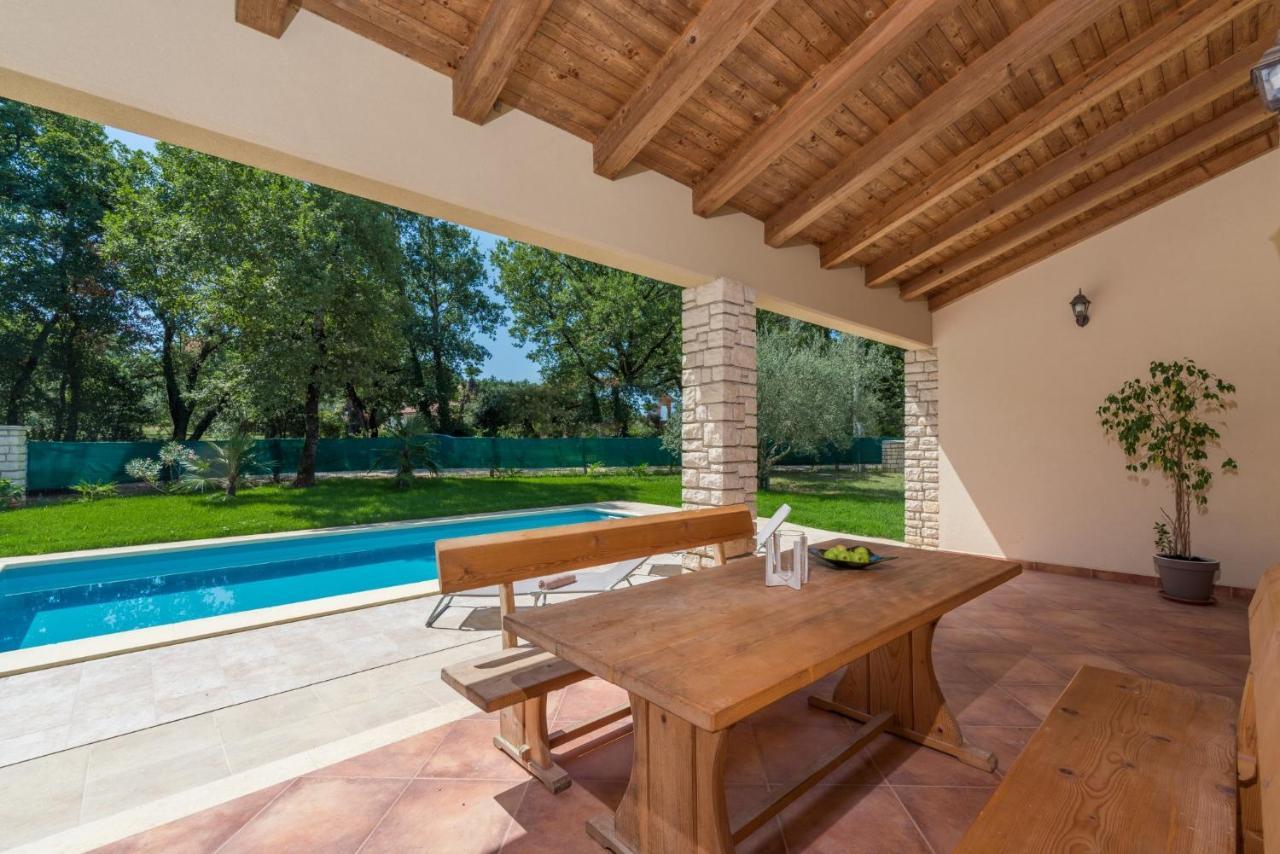 Villa Mirabella Umag Bagian luar foto