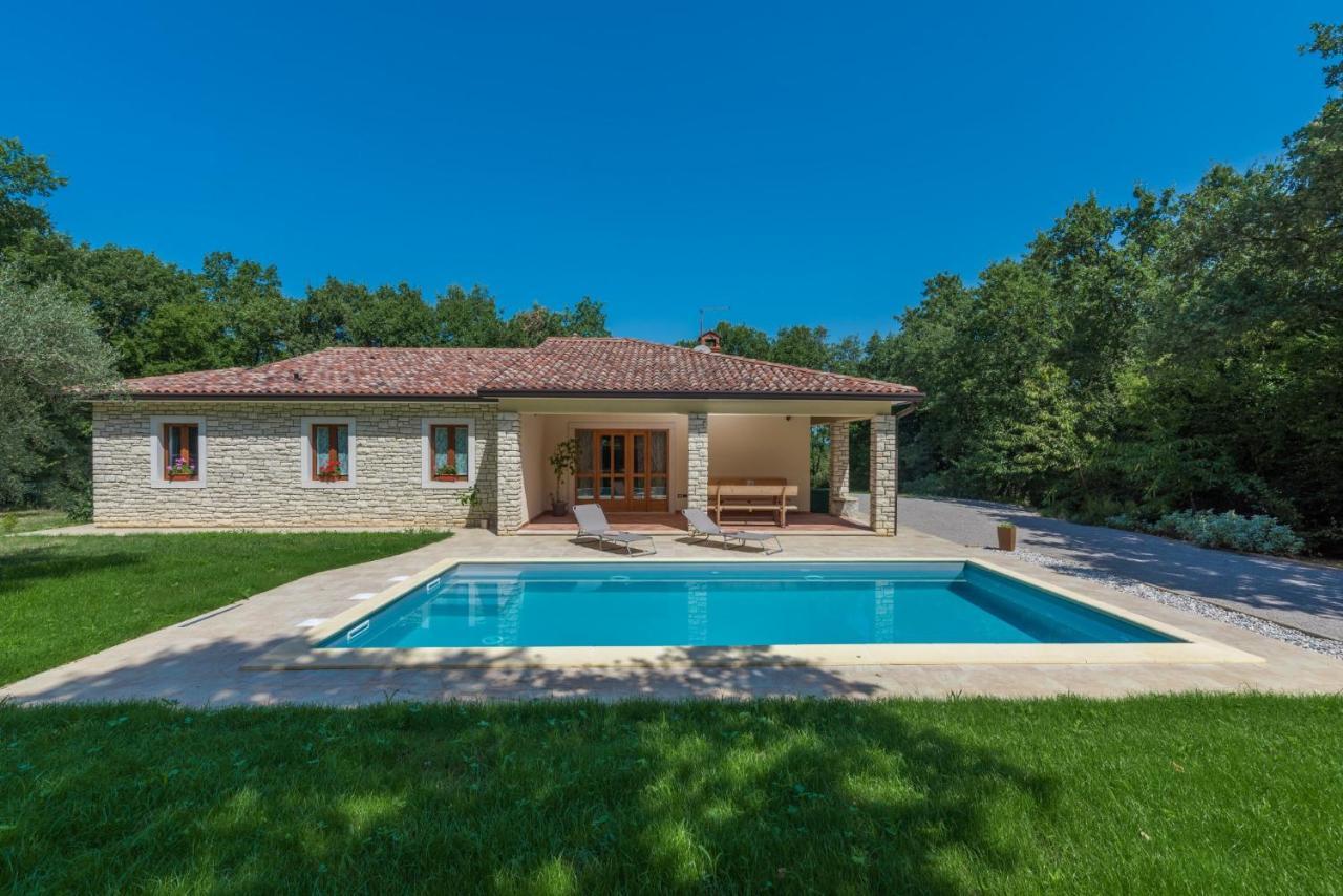 Villa Mirabella Umag Bagian luar foto
