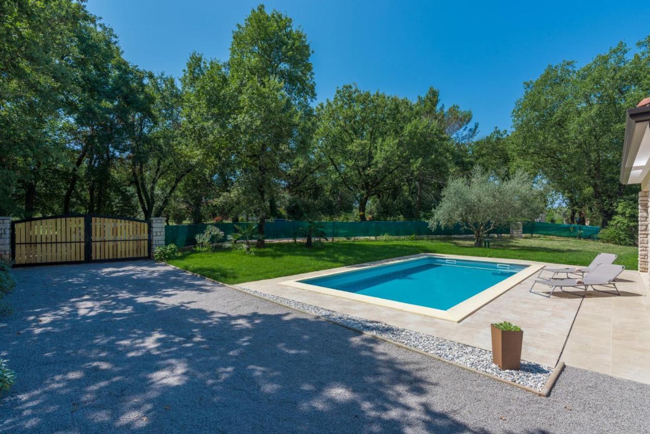 Villa Mirabella Umag Bagian luar foto